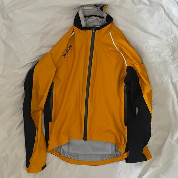 Men's L Showers Pass Elite Cycling Jacket (Orange) - Picture 1 of 7